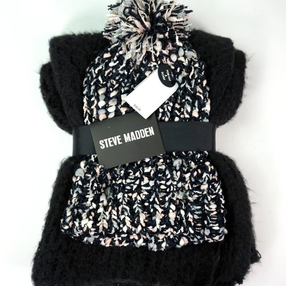 Steve Madden Accessories - Steve Madden Scarf & Hat Gift Set Winter Pom Pom Steve Madden Accessories - Steve Madden Scarf & Hat Gift Set Winter Pom Pom